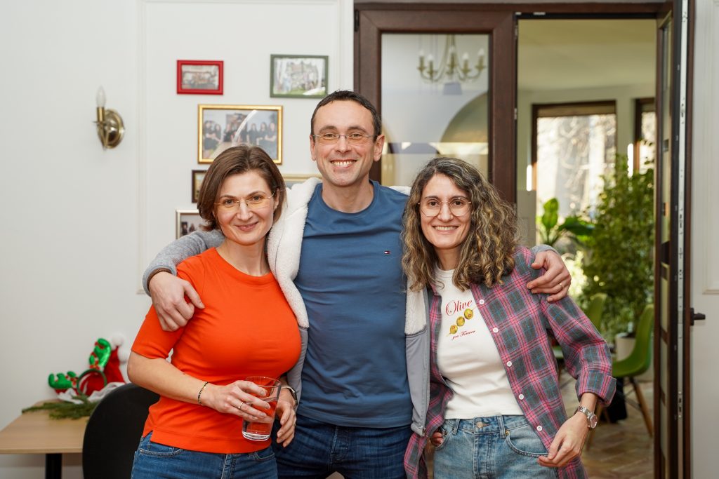 Cori, Alex, Mădă